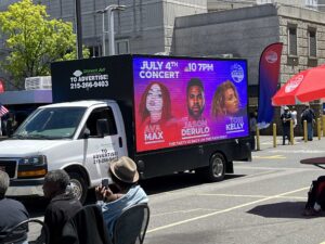Direct Ad Network LED Billboards Digital TV Networks LED Billboard Trucks Gallery